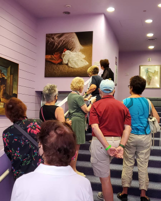 Behind the Curtain: Exploring the Van Wezel from the Art to the Stage 11/13